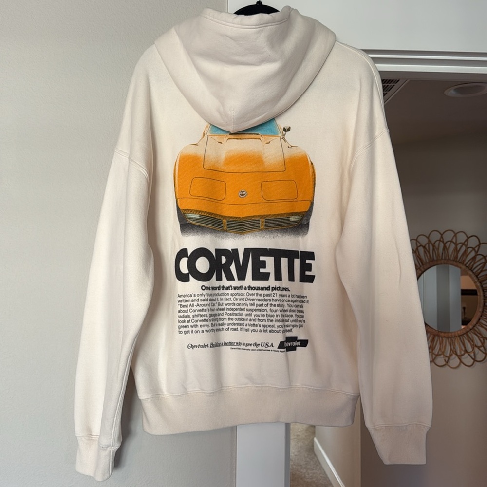 NWT Oversized Abercrombie & Fitch Corvette Hoodie